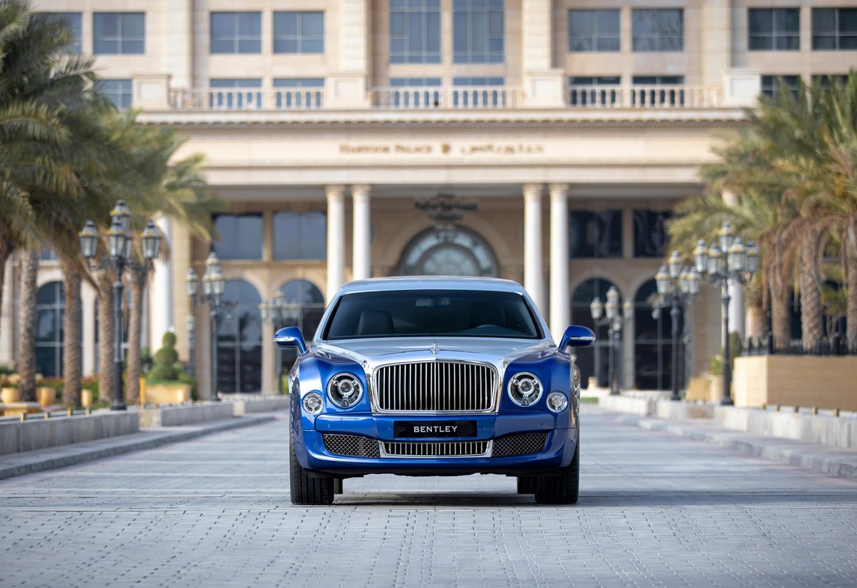 Bentley Mulsanne Grand Limousine Mulliner: immagini ufficiali