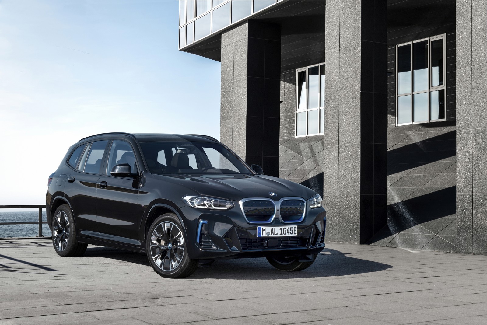 Nuova BMW iX3 2021