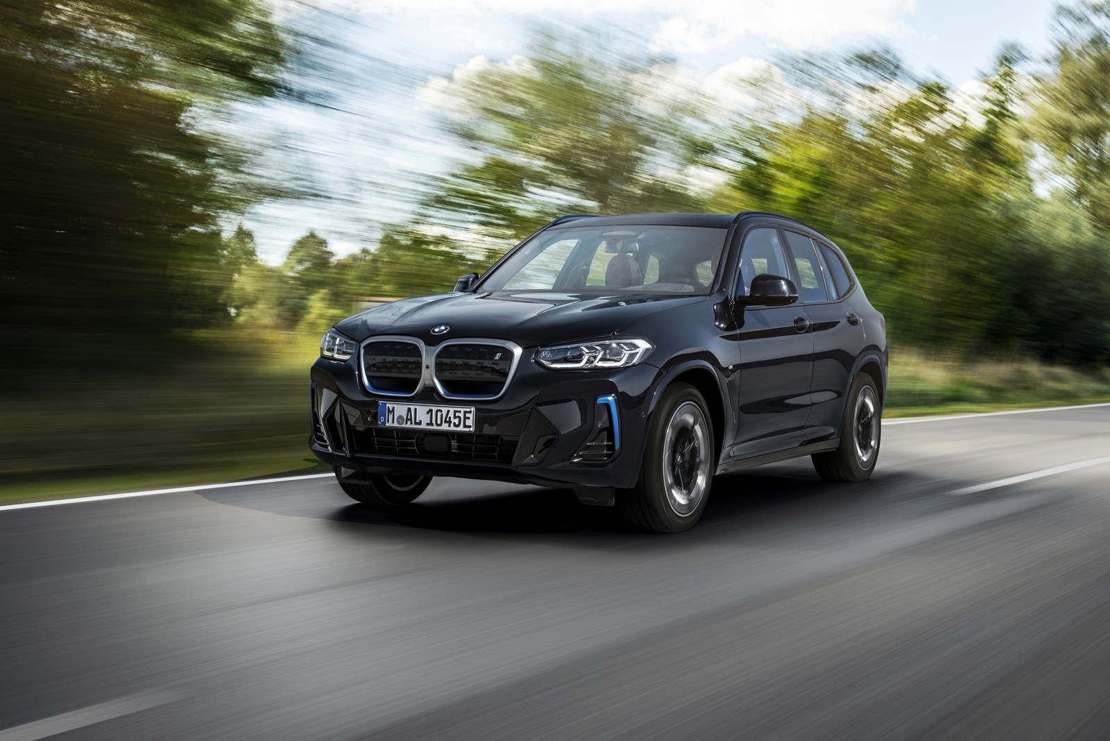 Nuova BMW iX3 2021