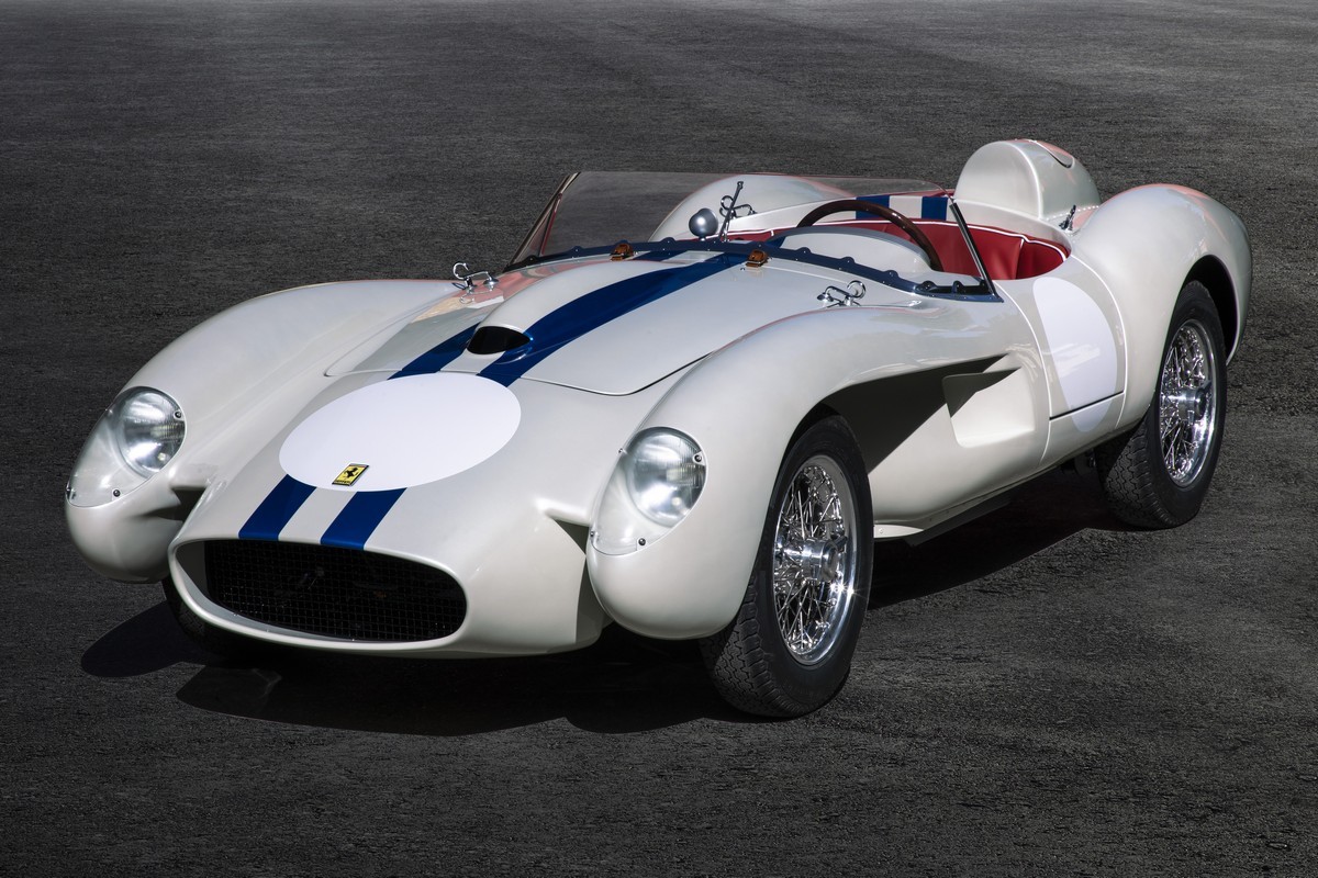 Ferrari Testa Rossa J: 299 unità per la replica in scala da 93.000 euro