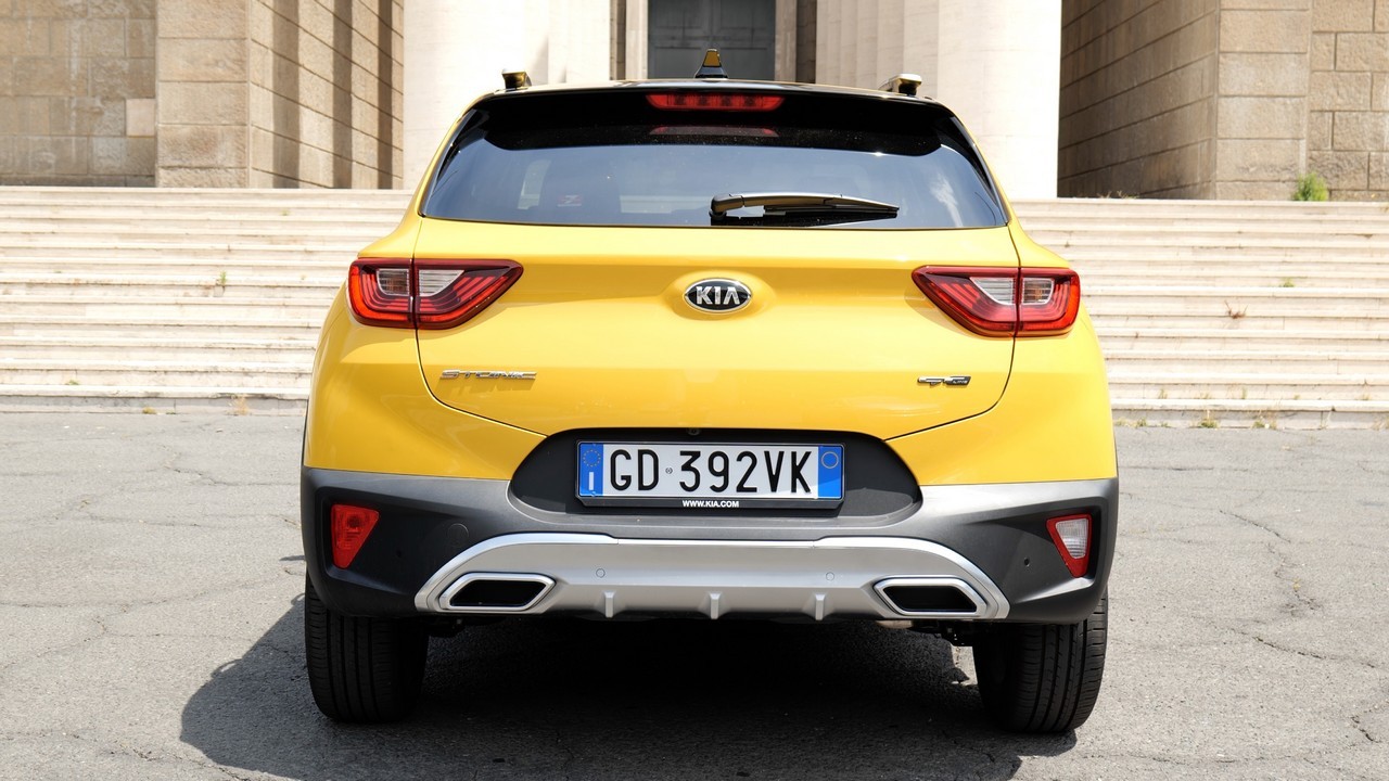 KIA Stonic 1.0 T-GDI GT-Line AT: prova su strada