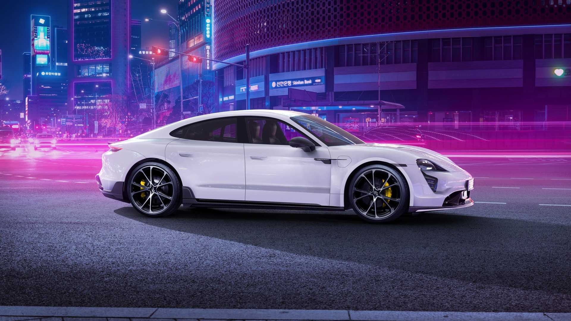 Porsche Taycan by Techart: le immagini ufficiali