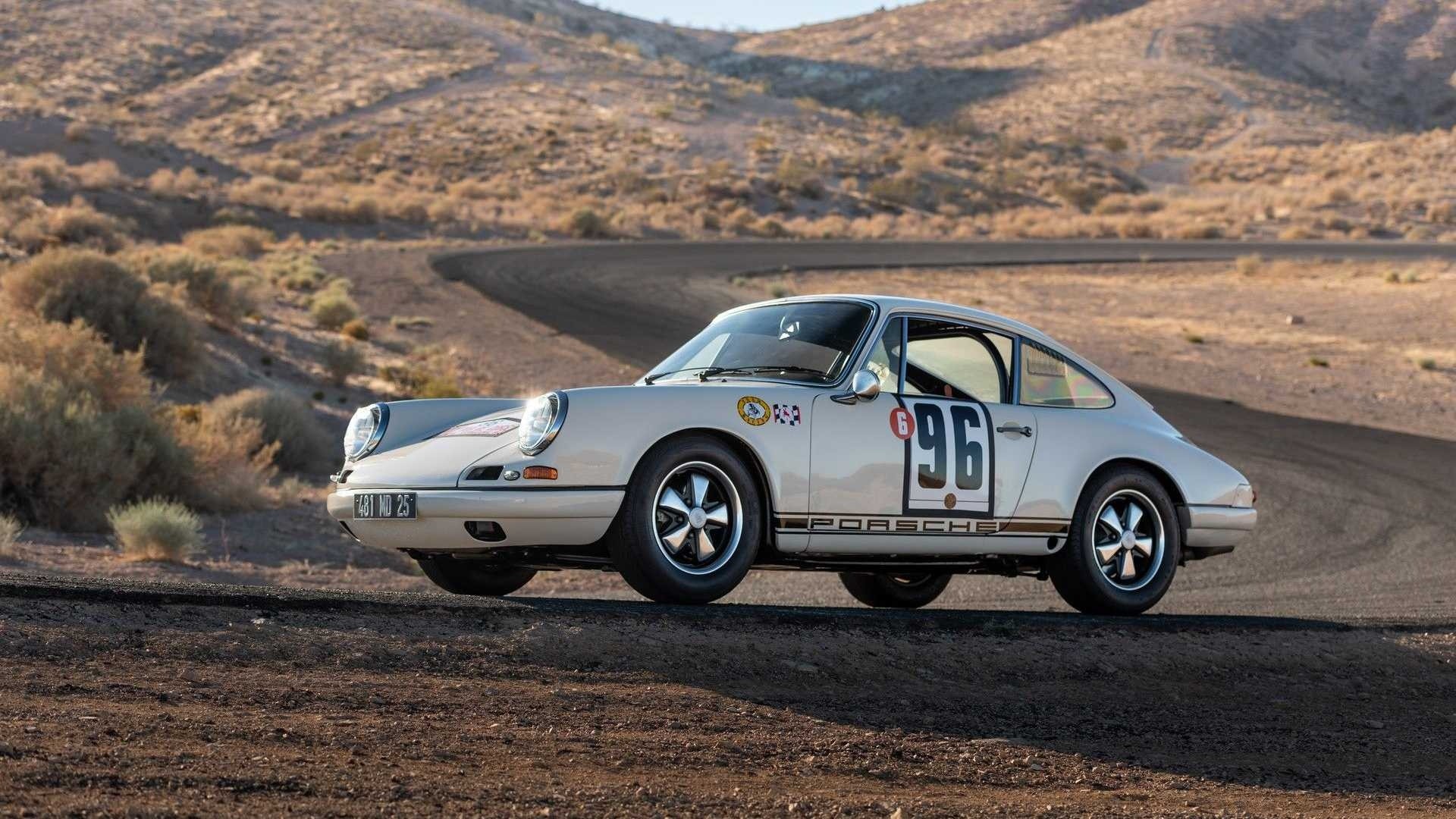 Porsche 911 R del 1967: le immagini ufficiali