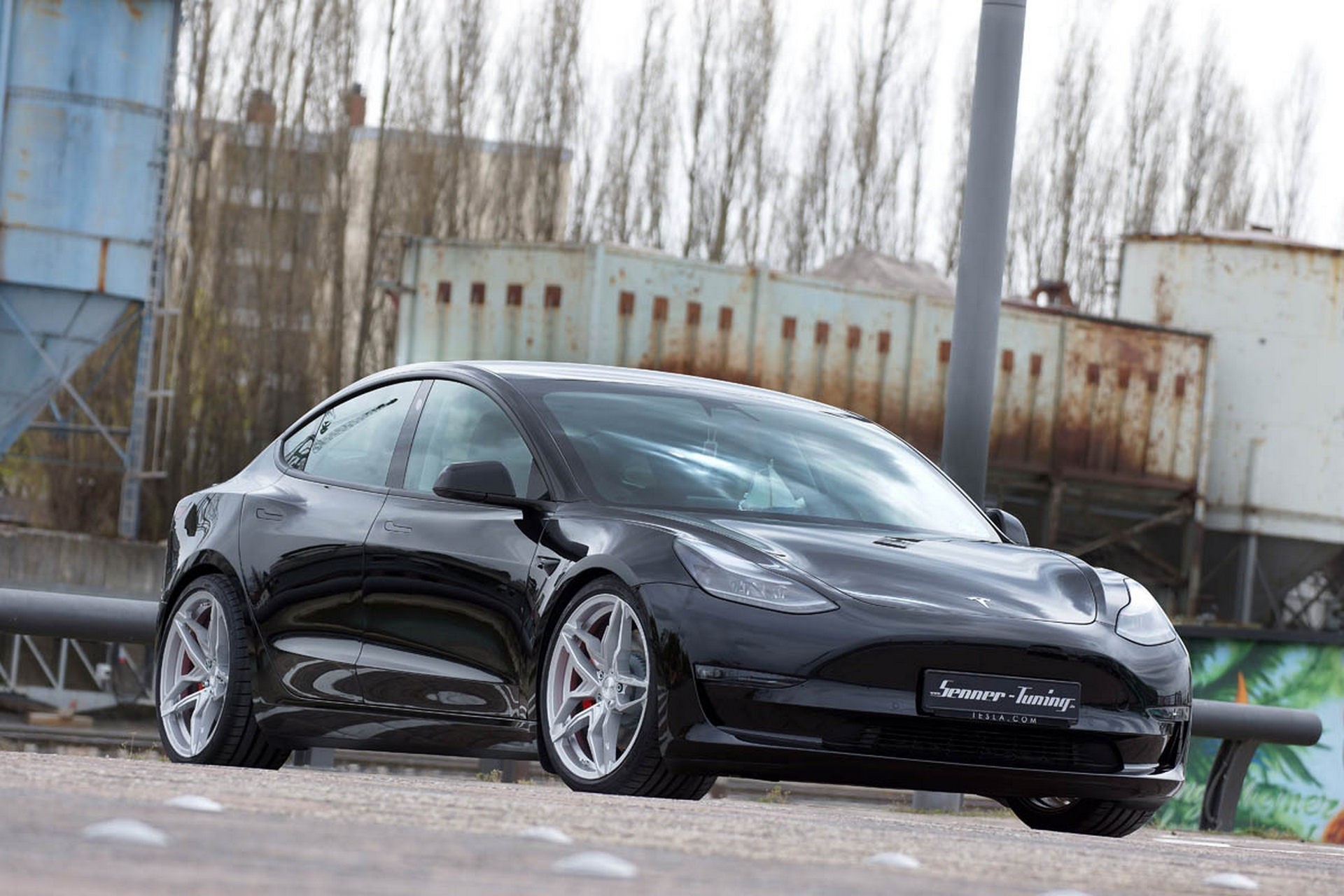 Tesla Model 3 by Senner Tuning