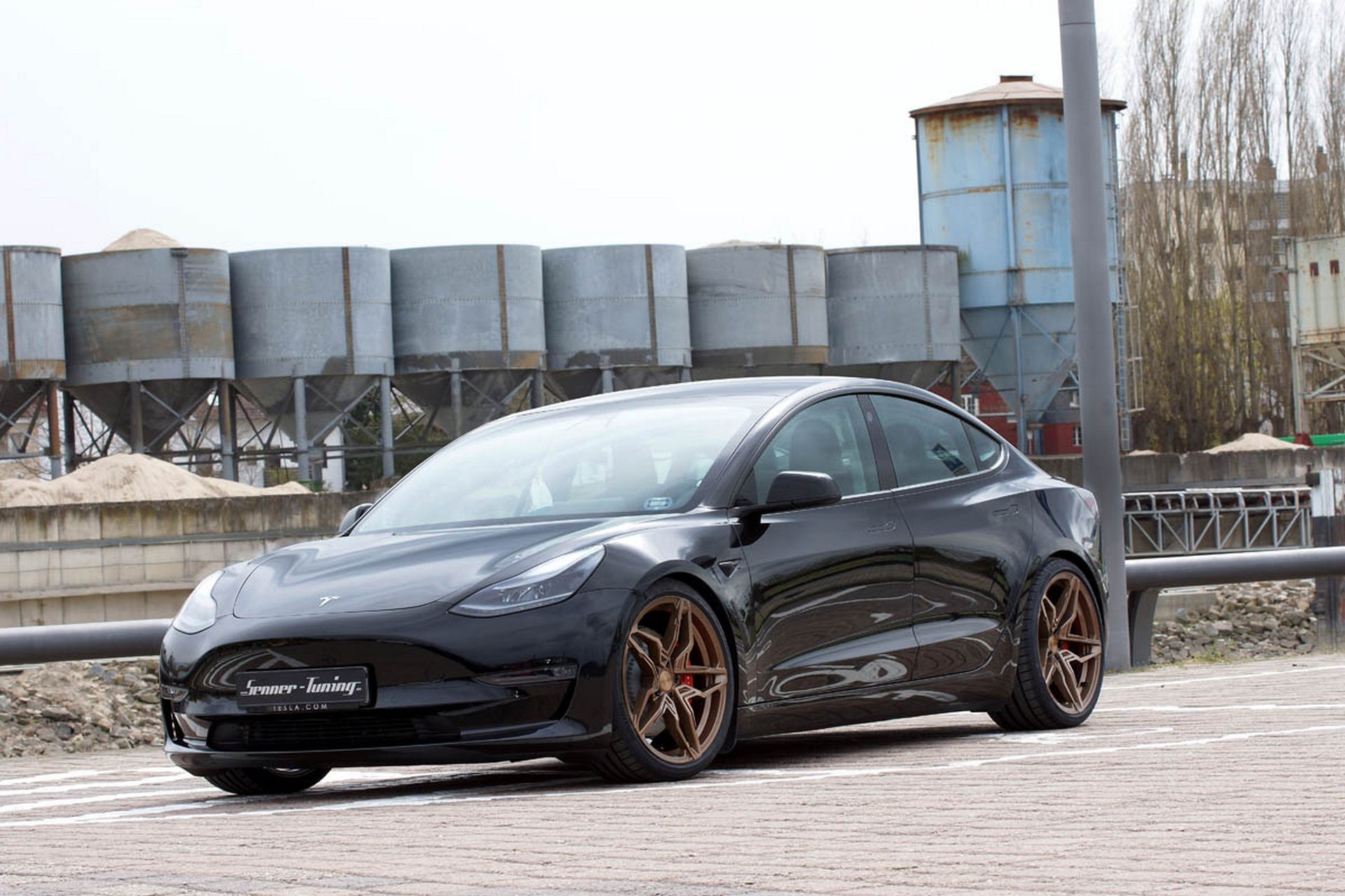 Tesla Model 3 by Senner Tuning