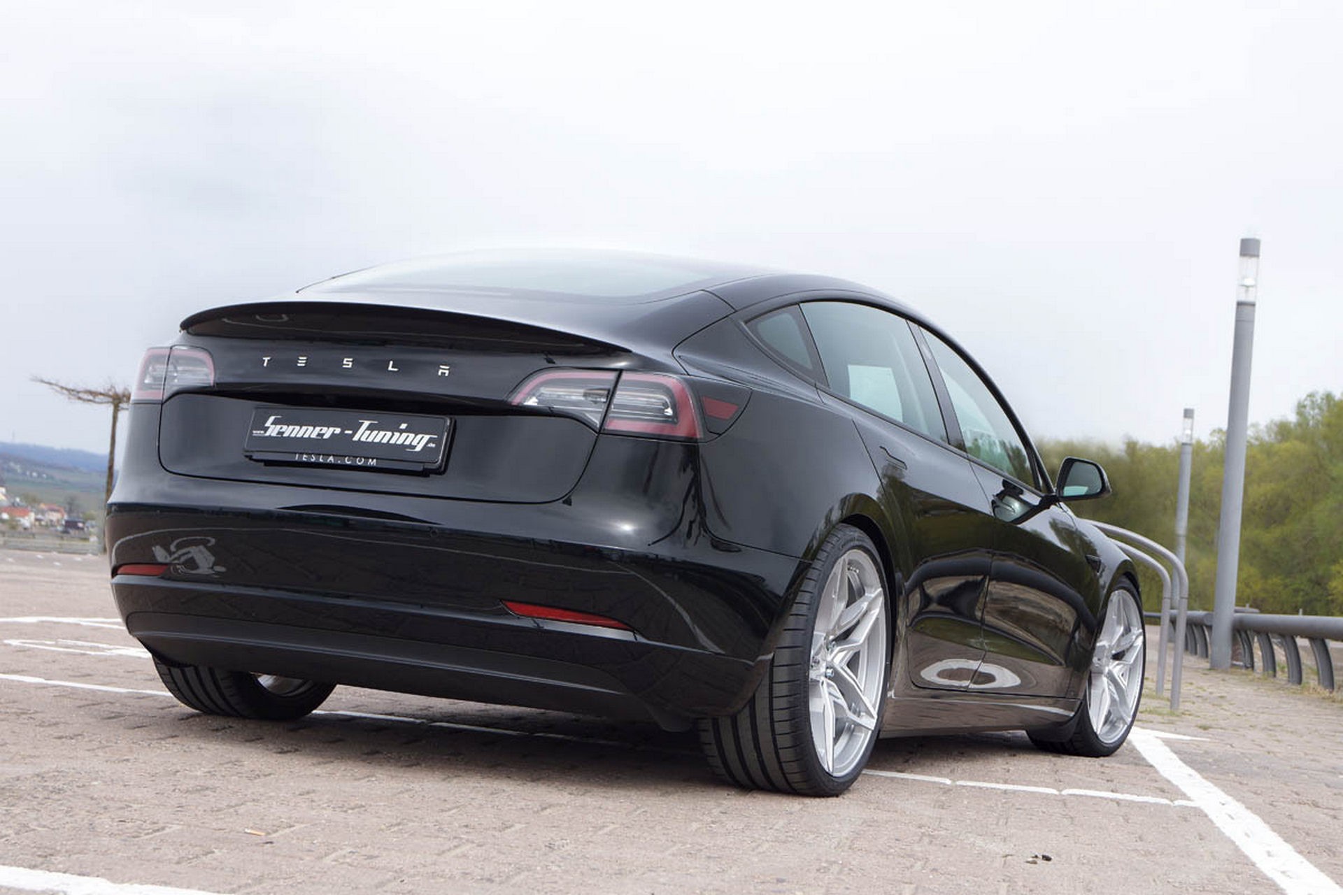 Tesla Model 3 by Senner Tuning