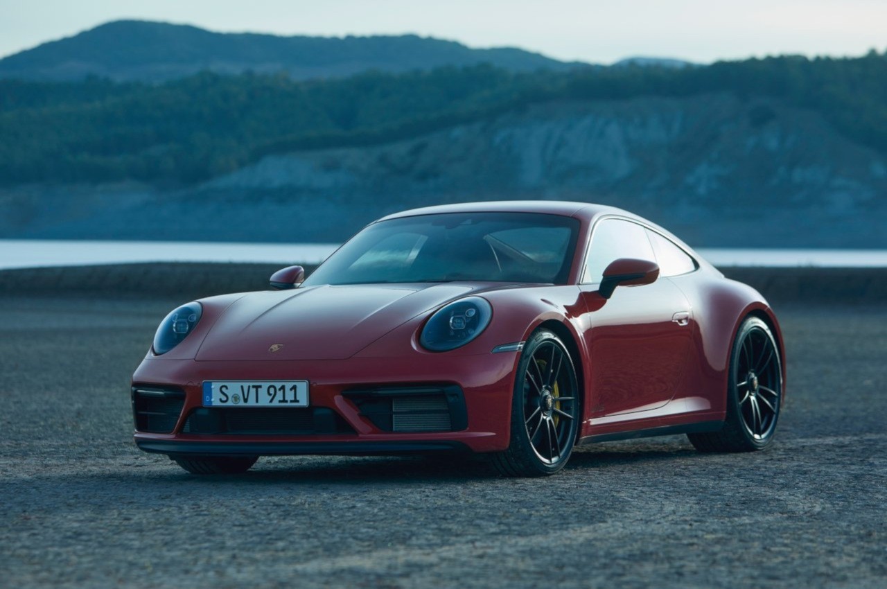 Porsche 911 Carrera GTS 2021: immagini ufficiali