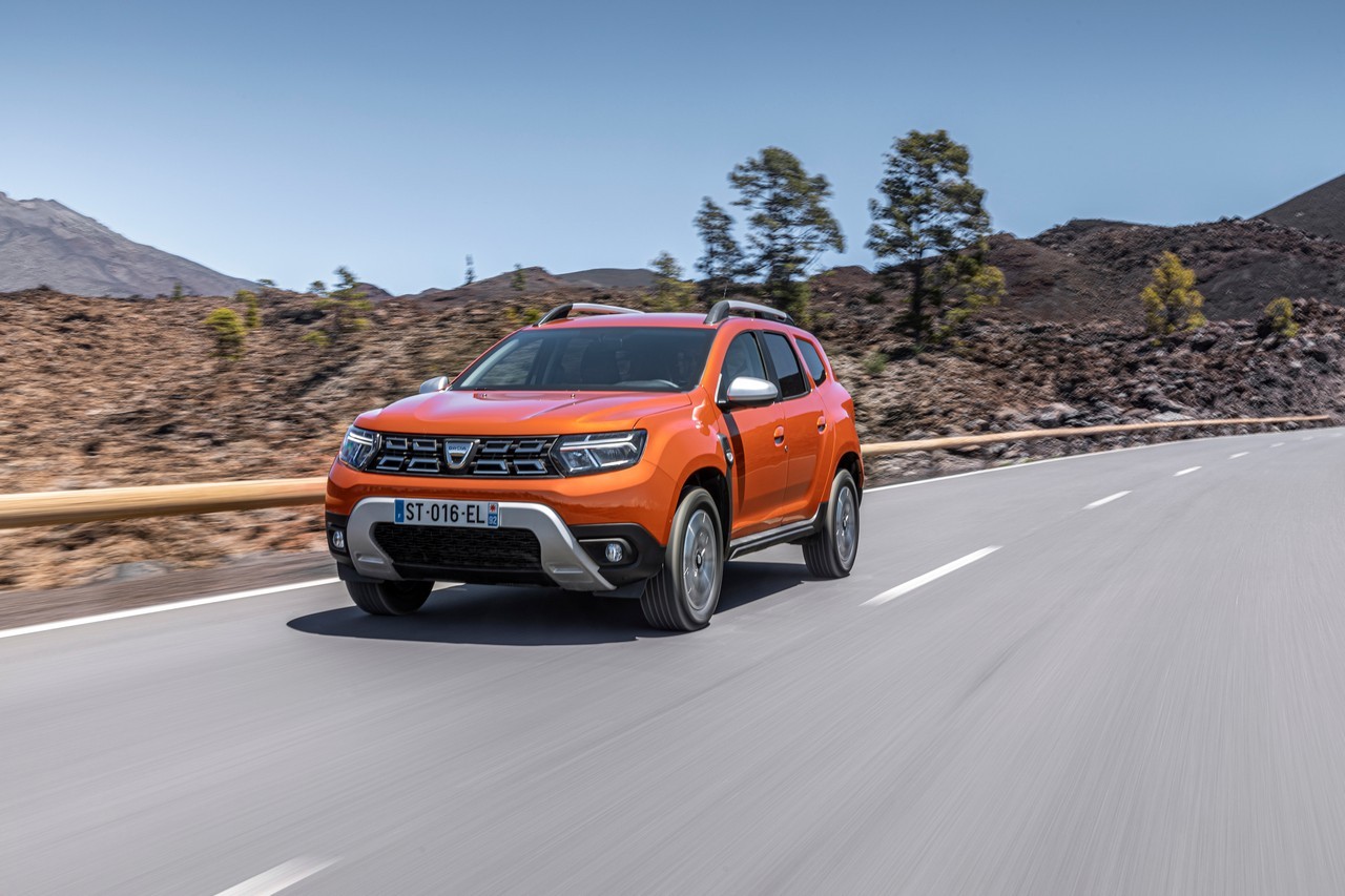 Dacia Duster 2022: immagini ufficiali