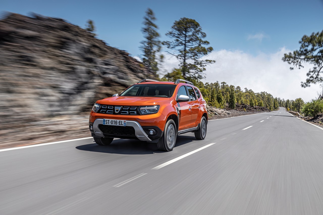 Dacia Duster 2022: immagini ufficiali