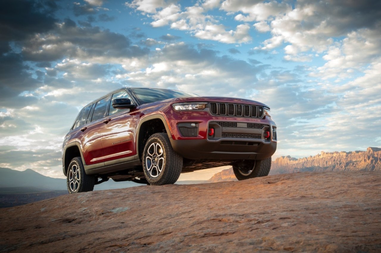 Jeep Grand Cherokee e Grand Cherokee 4xe 2022: immagini ufficiali