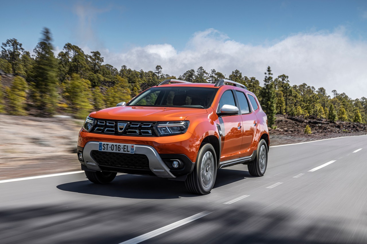 Dacia Duster 2022: immagini ufficiali