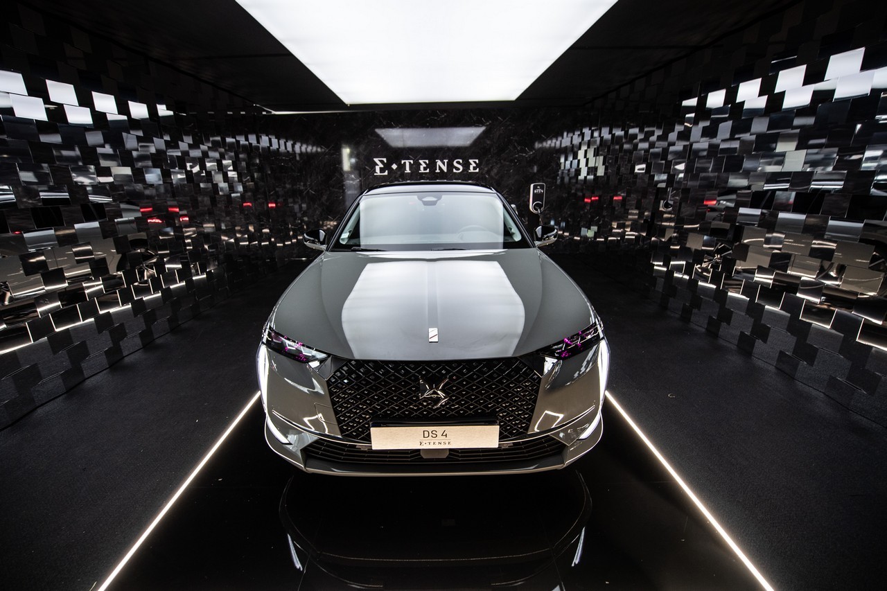 DS Automobiles, la gamma E-Tense agli Open d'Italia di golf 2021