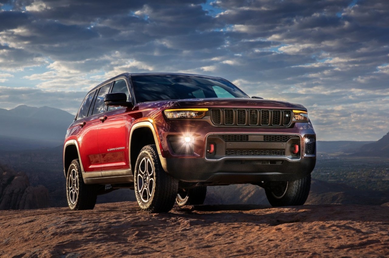 Jeep Grand Cherokee e Grand Cherokee 4xe 2022: immagini ufficiali