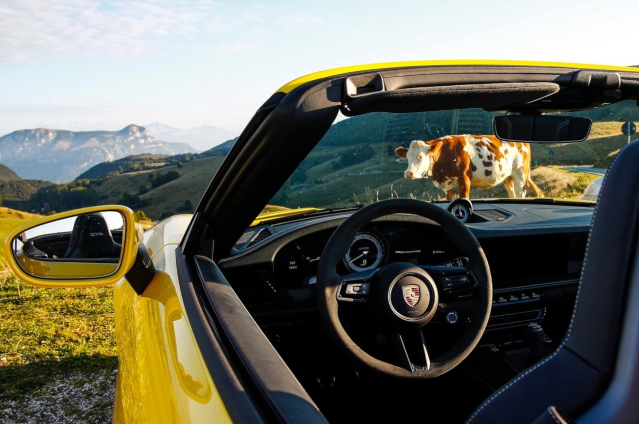 Porsche 911 Carrera GTS Cabriolet 2021: immagini ufficiali