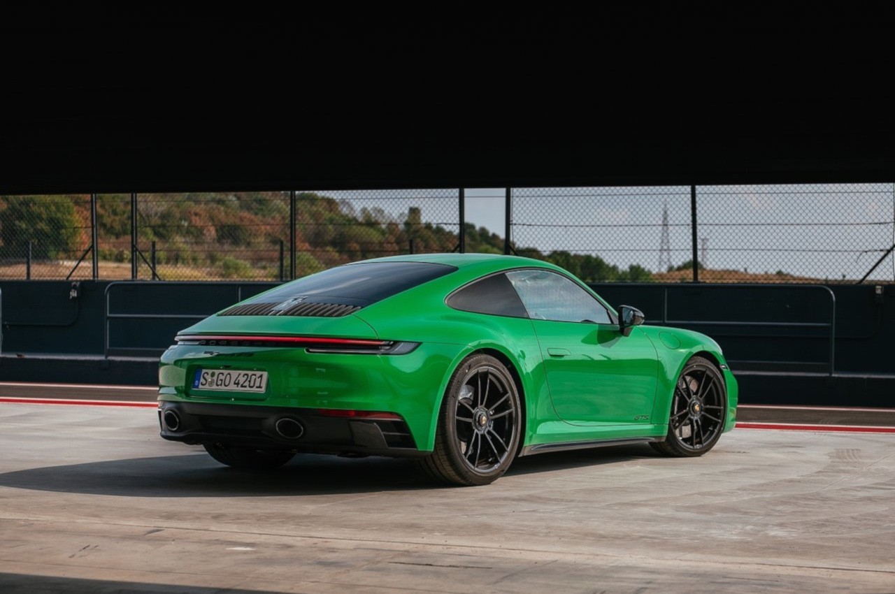 Porsche 911 Carrera GTS 2021: immagini ufficiali