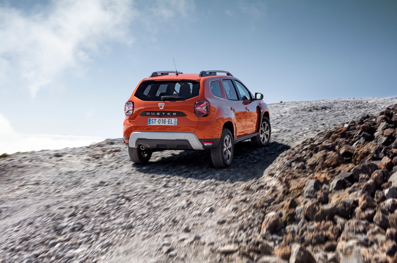 Dacia Duster 2022: immagini ufficiali