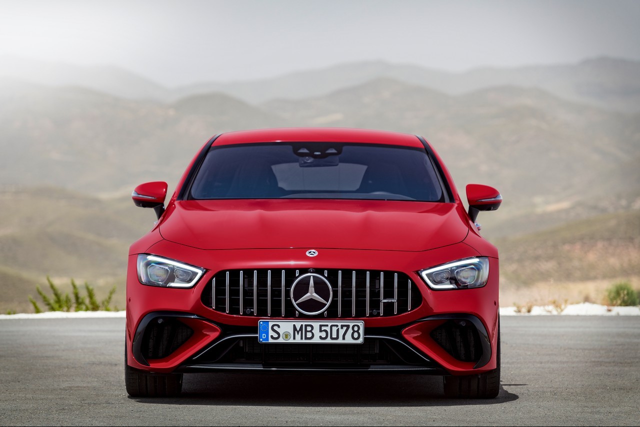 Mercedes-AMG GT 63 S E Performance 2021: immagini ufficiali