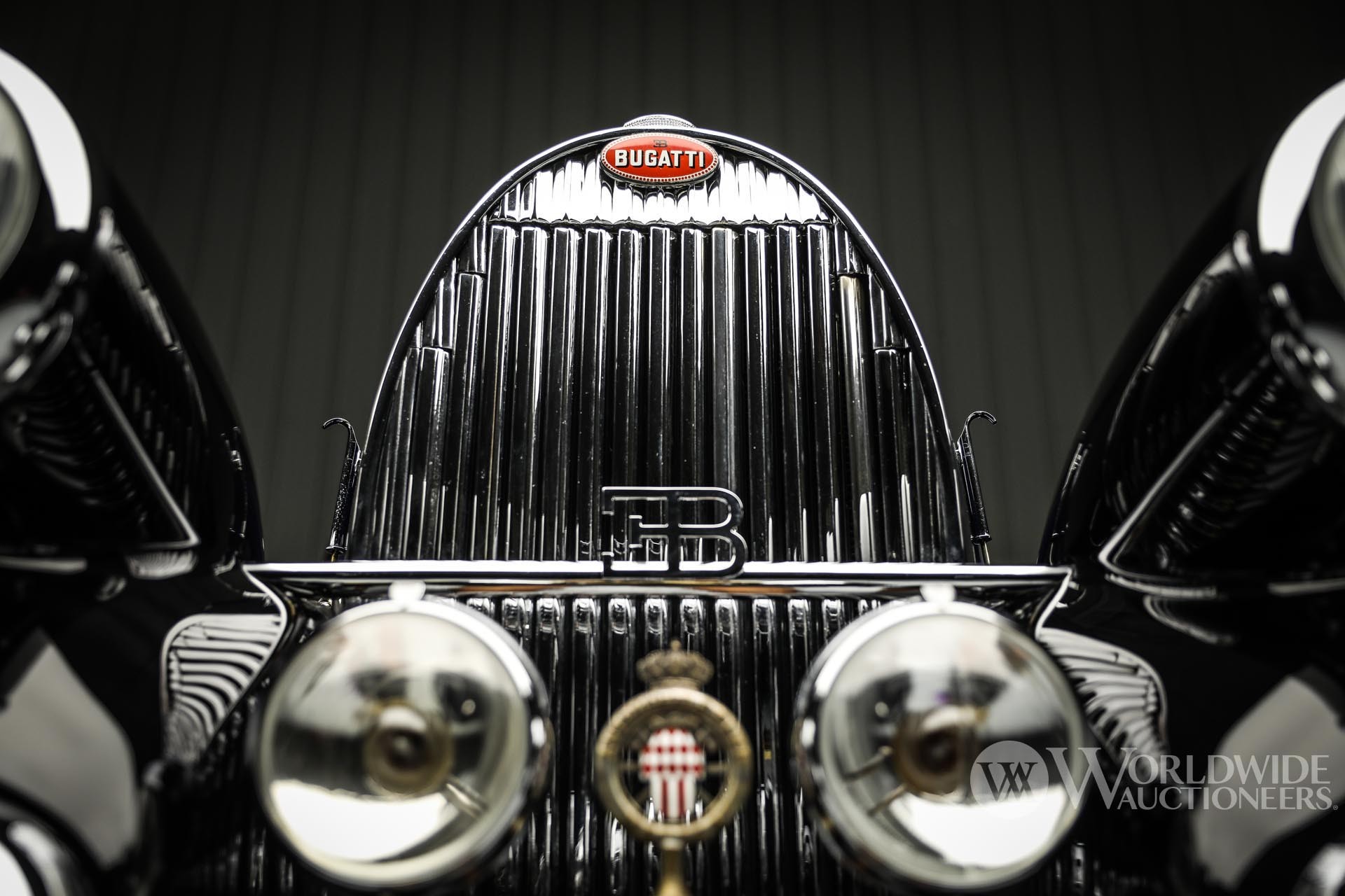 Bugatti Type 57C Atalante Coupe “Toit Ouvrant” in vendita: le immagini ufficiali