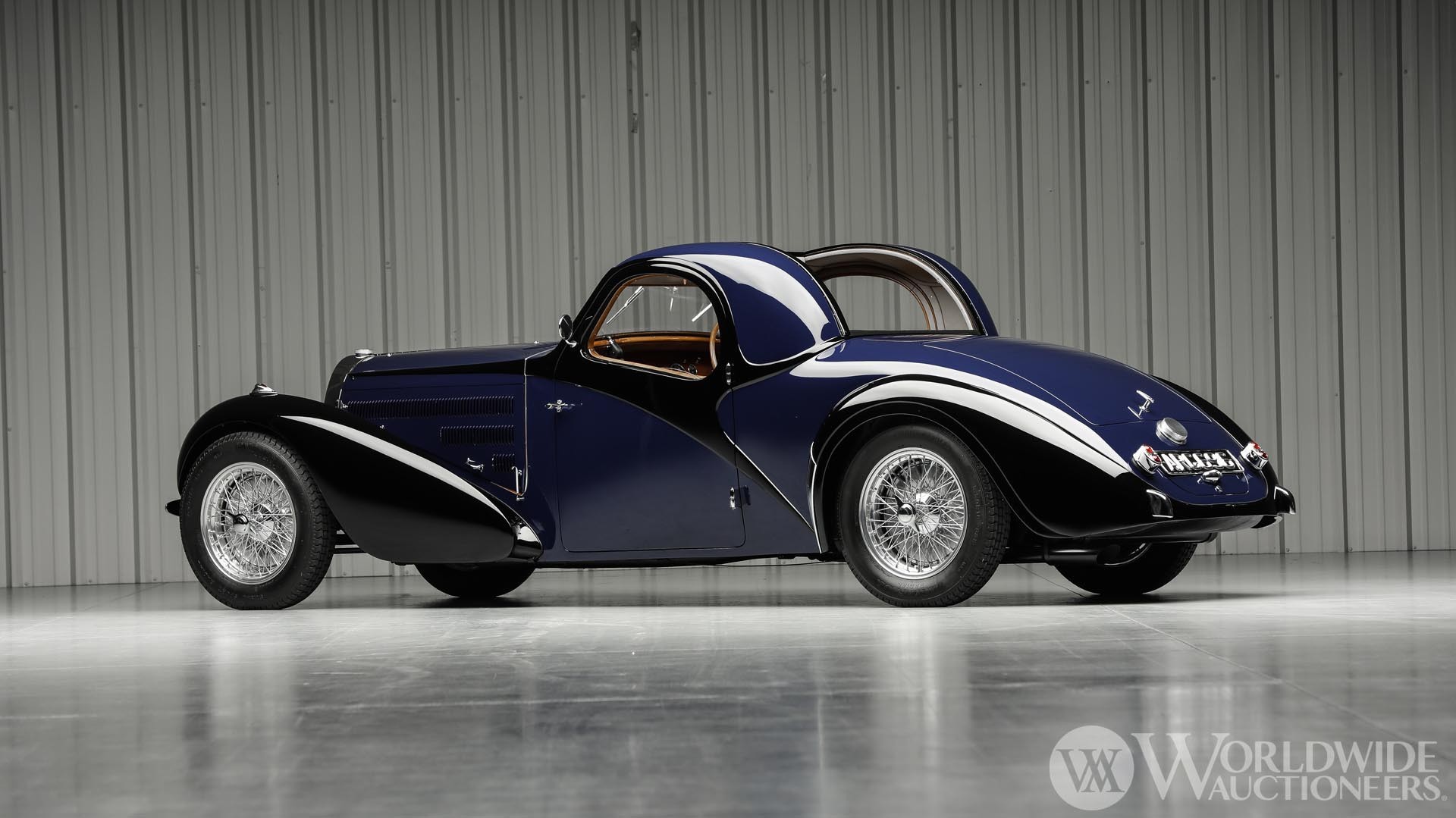 Bugatti Type 57C Atalante Coupe “Toit Ouvrant” in vendita: le immagini ufficiali