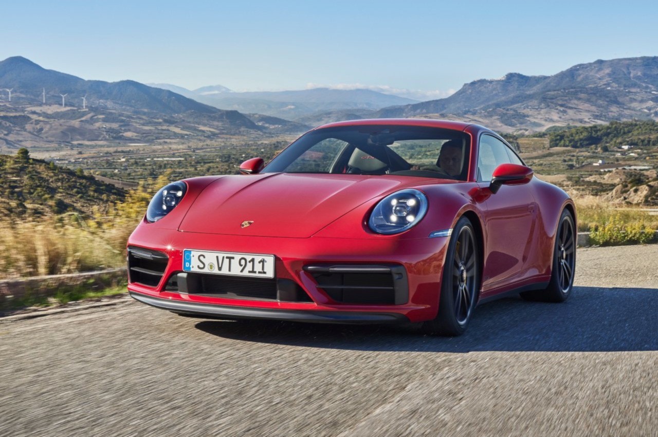 Porsche 911 Carrera GTS 2021: immagini ufficiali