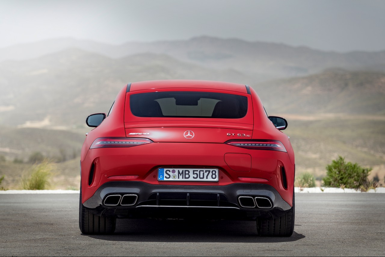 Mercedes-AMG GT 63 S E Performance 2021: immagini ufficiali