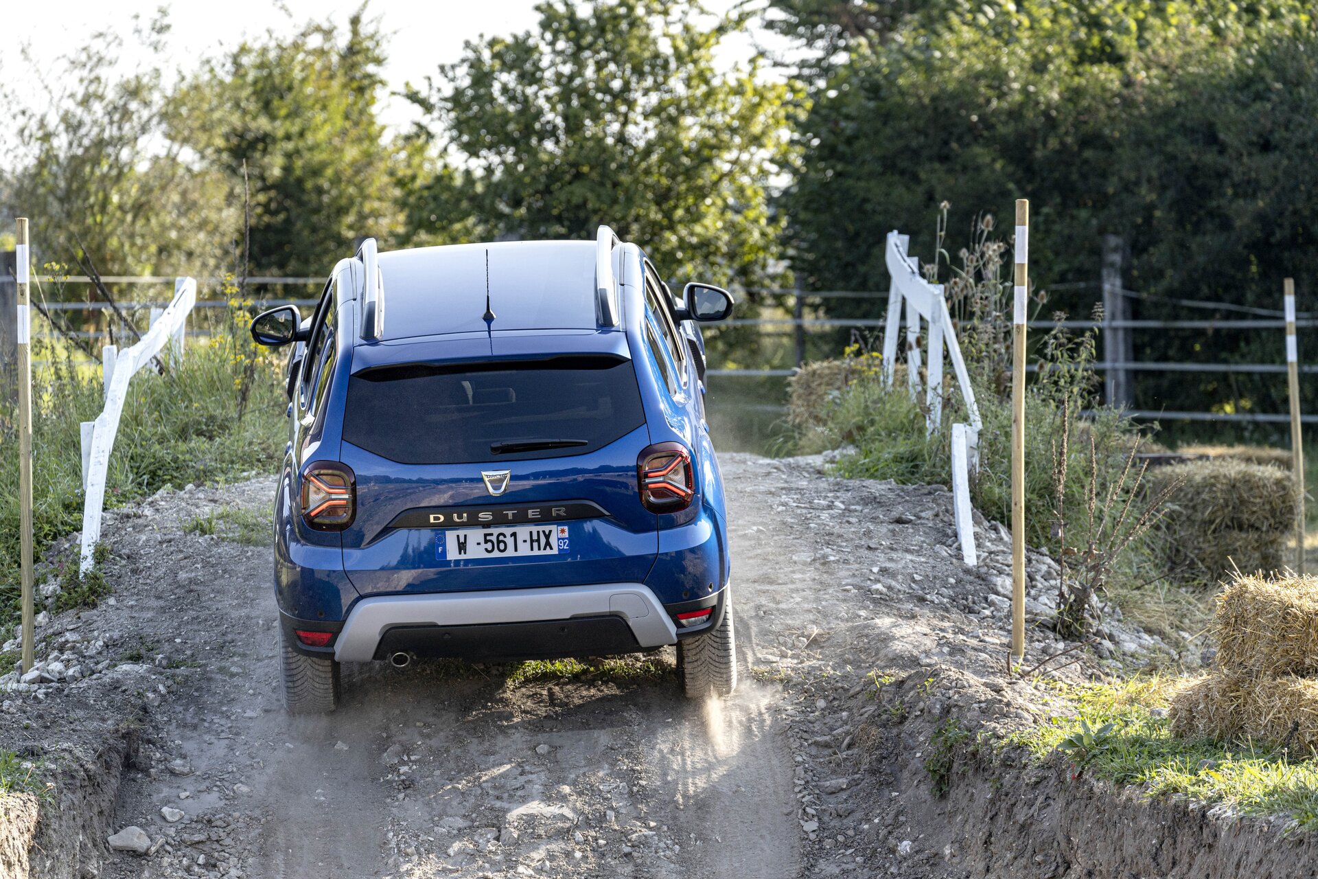 Dacia Duster 2022: le immagini ufficiali