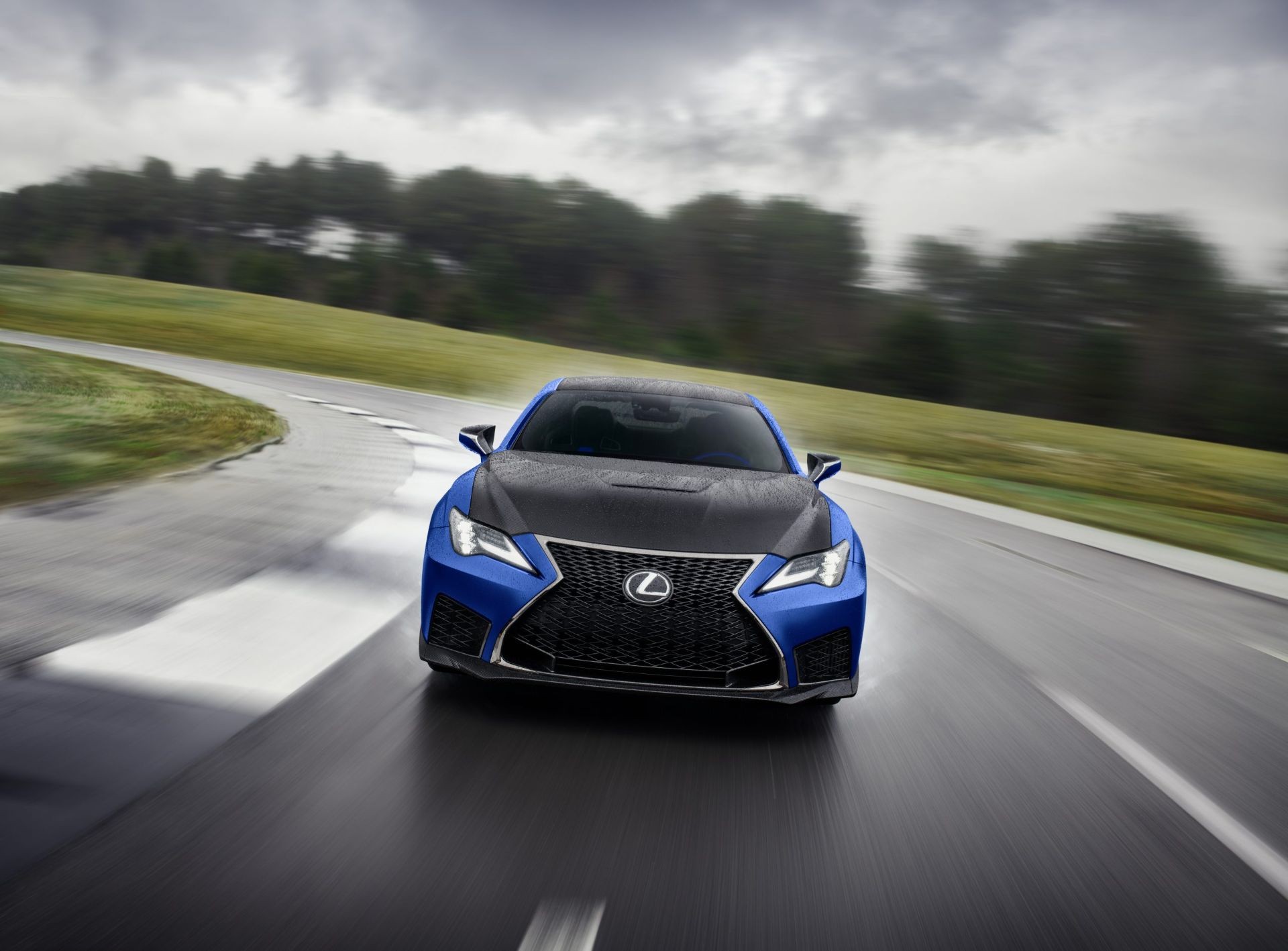 Lexus RC F And RC F Fuji Speedway Edition: le immagini ufficiali