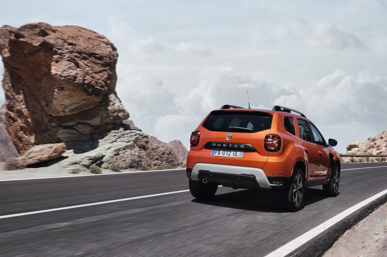 Dacia Duster 2022: immagini ufficiali