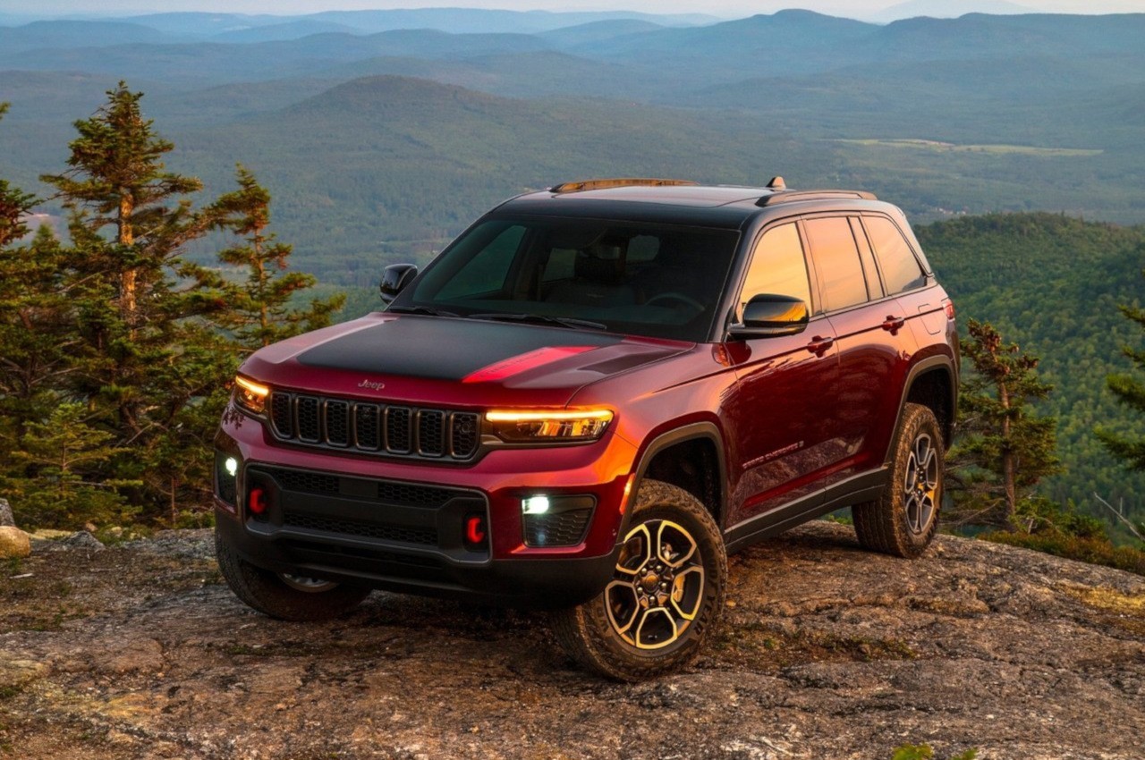 Jeep Grand Cherokee e Grand Cherokee 4xe 2022: immagini ufficiali