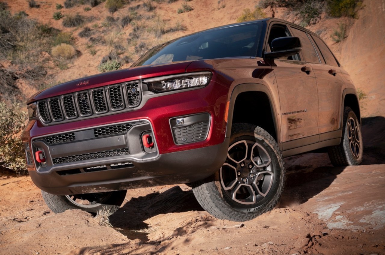 Jeep Grand Cherokee e Grand Cherokee 4xe 2022: immagini ufficiali