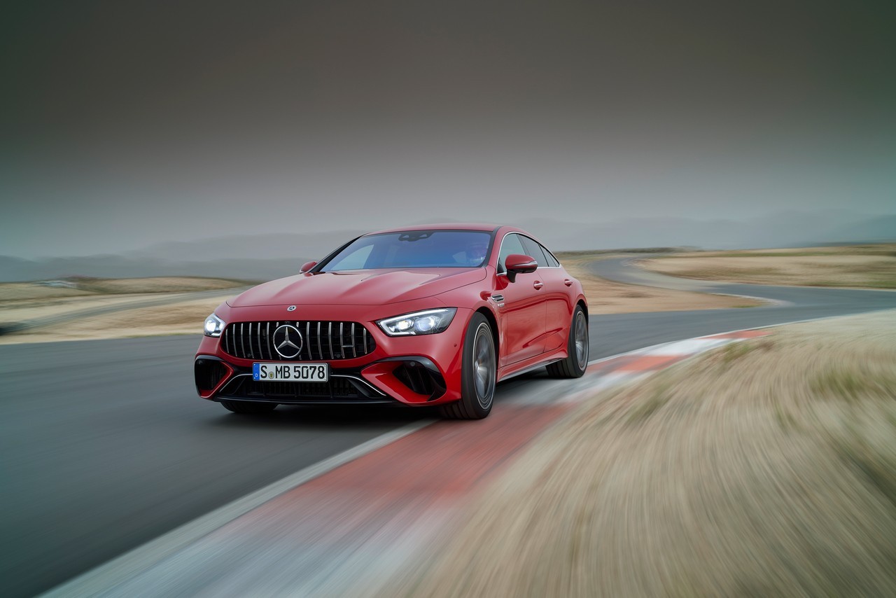 Mercedes-AMG GT 63 S E Performance 2021: immagini ufficiali