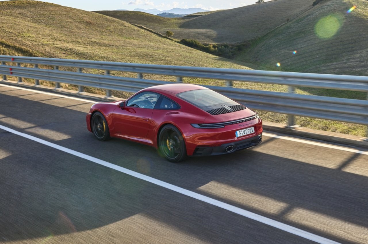 Porsche 911 Carrera GTS 2021: immagini ufficiali