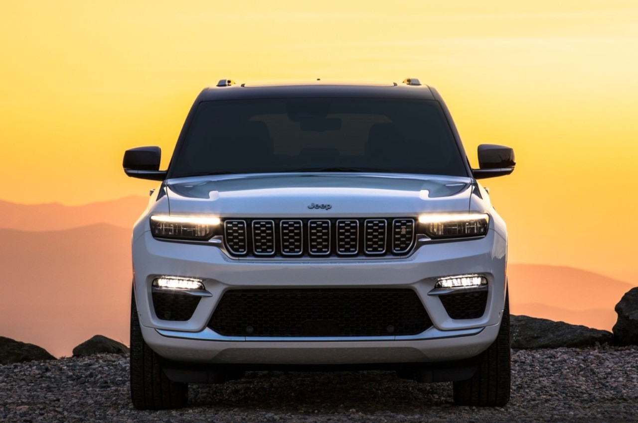 Jeep Grand Cherokee e Grand Cherokee 4xe 2022: immagini ufficiali