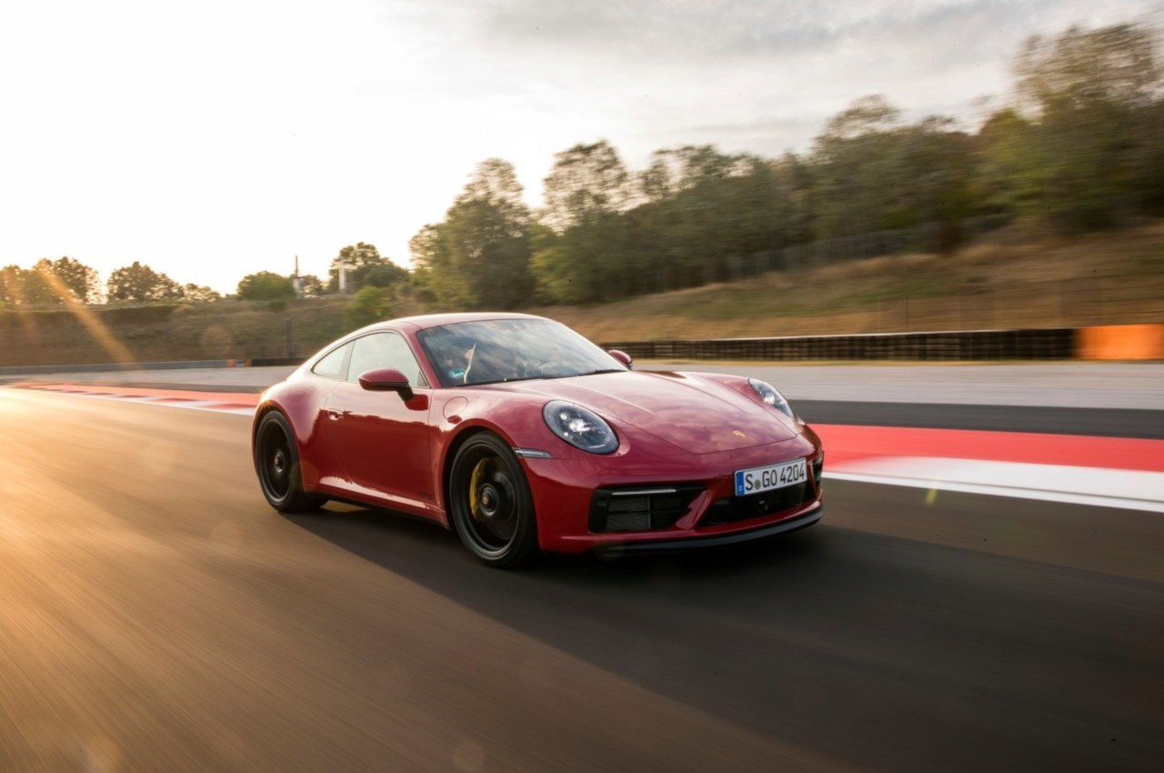 Porsche 911 Carrera GTS 2021: immagini ufficiali