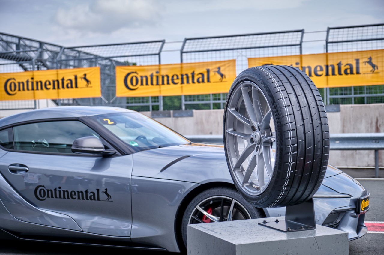 Continental SportContact 7: immagini ufficiali