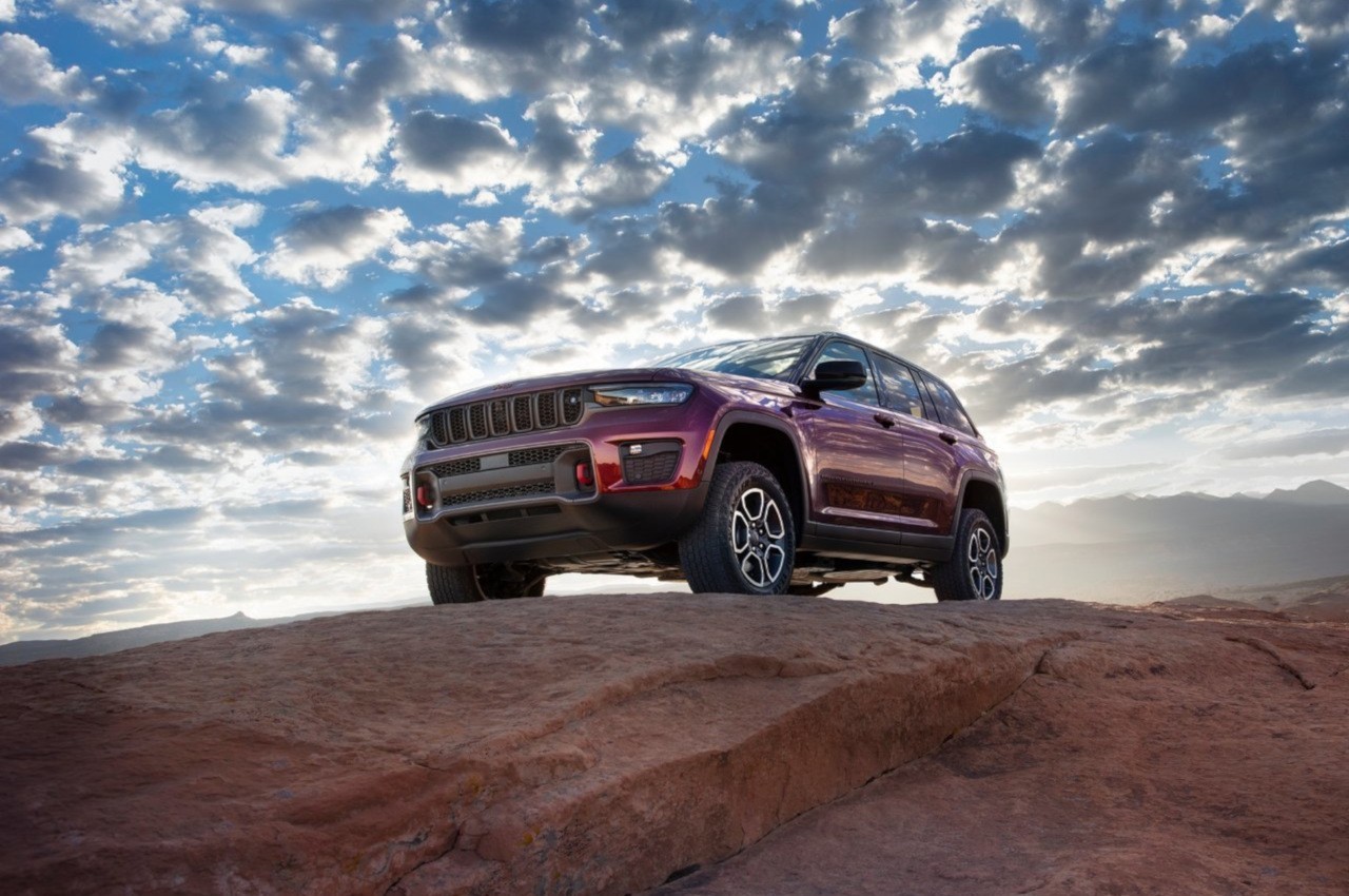 Jeep Grand Cherokee e Grand Cherokee 4xe 2022: immagini ufficiali