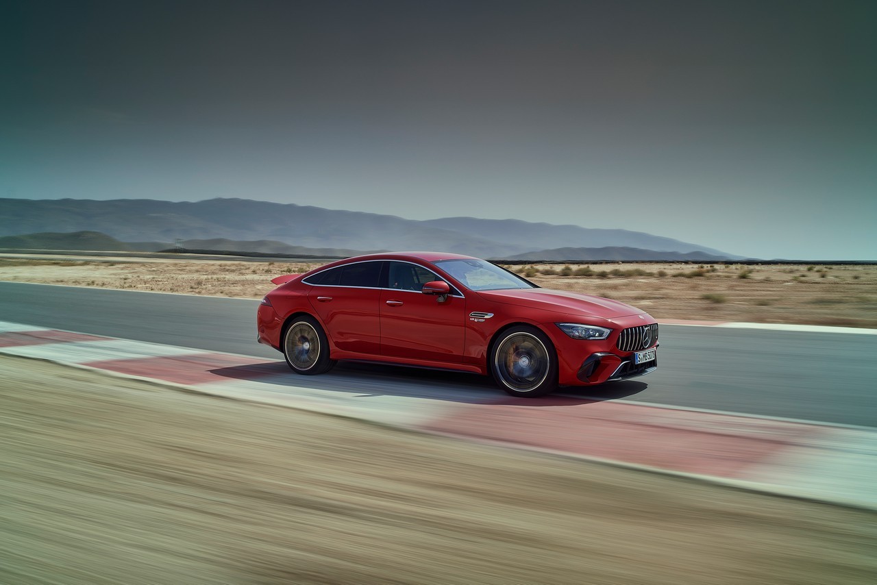 Mercedes-AMG GT 63 S E Performance 2021: immagini ufficiali