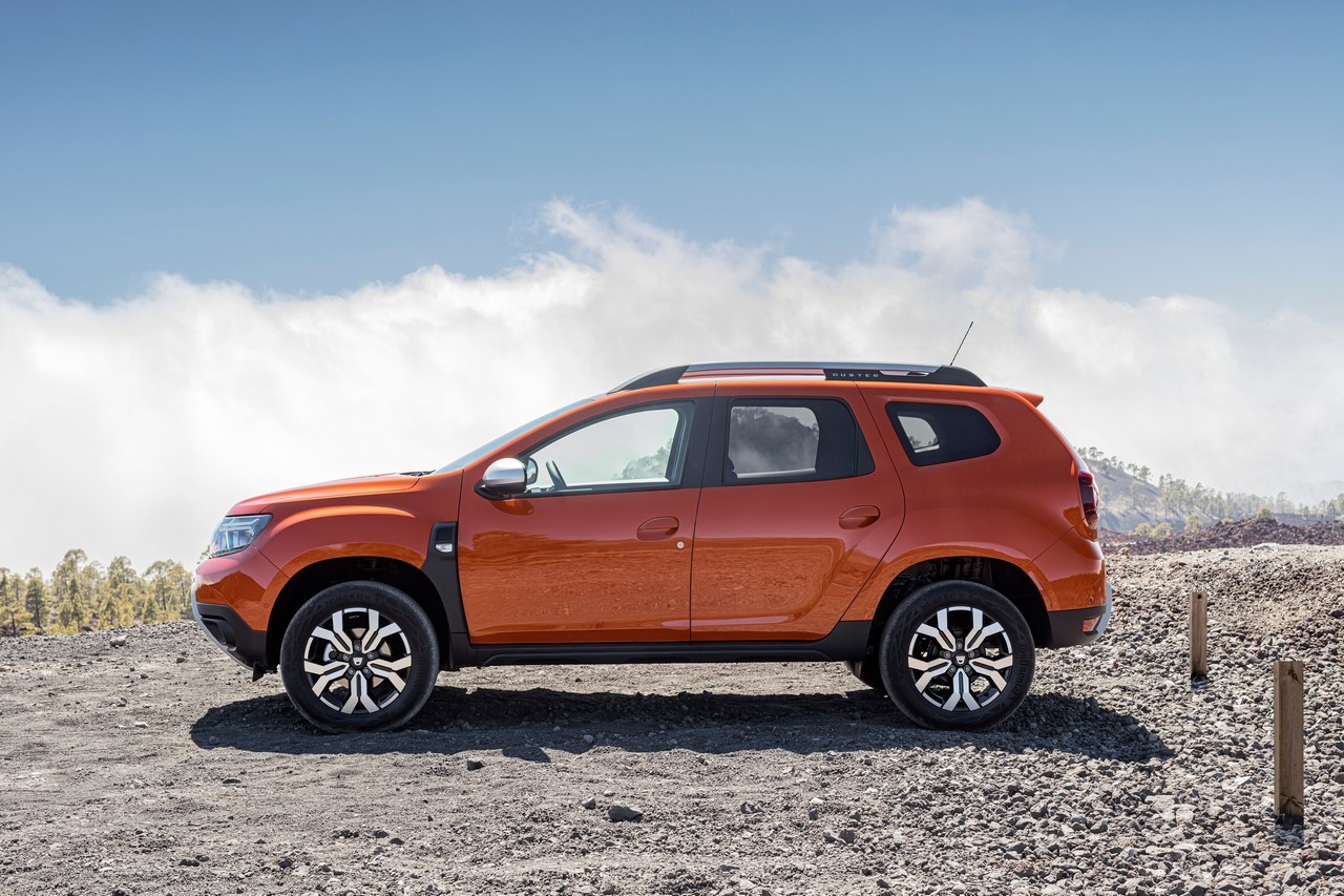 Dacia Duster 2022: immagini ufficiali