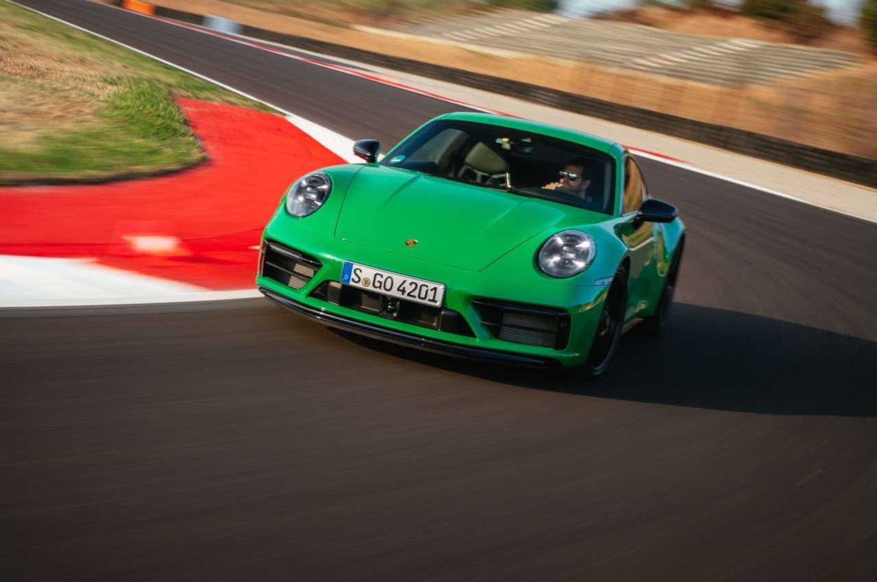 Porsche 911 Carrera GTS 2021: immagini ufficiali