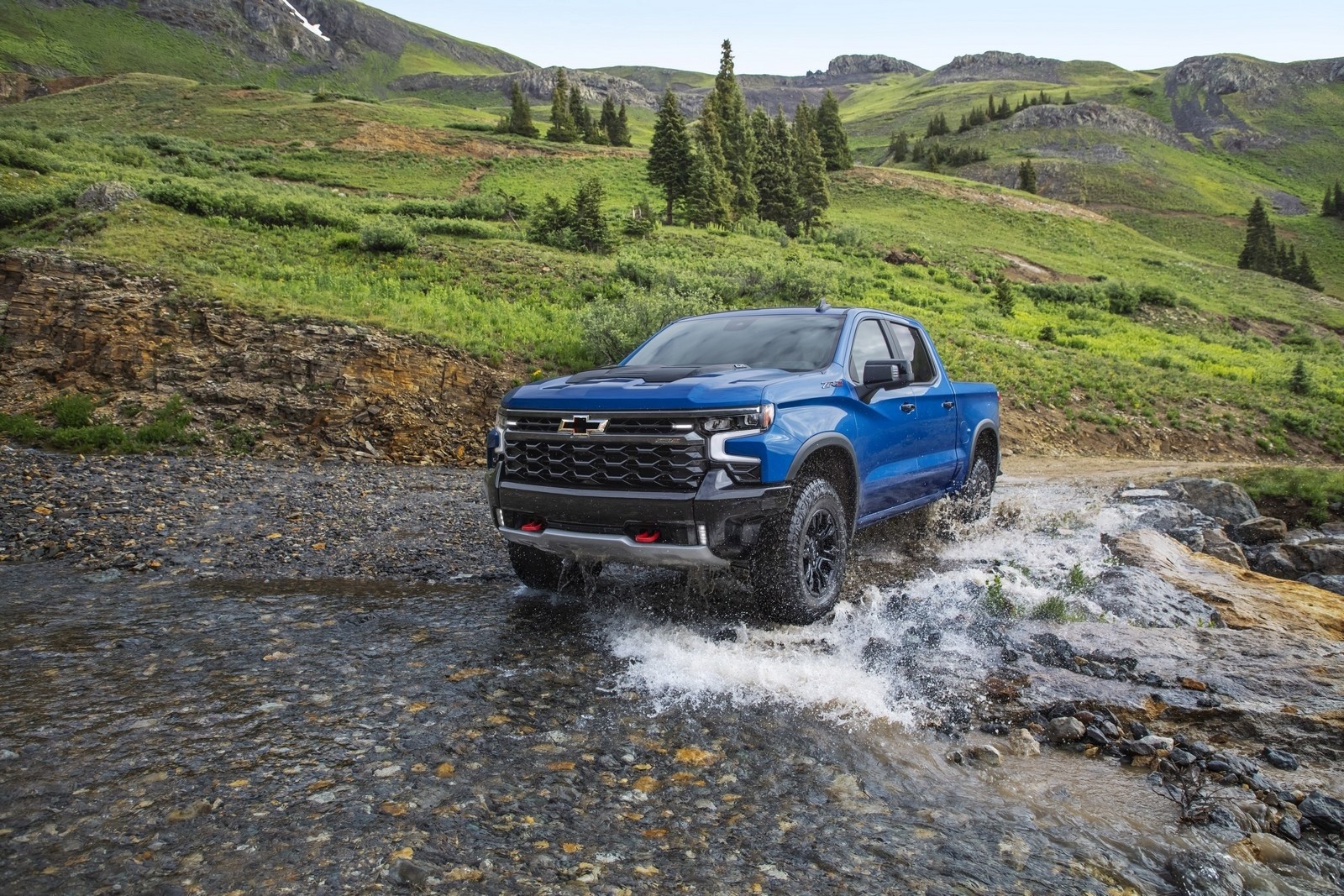 Chevrolet Silverado Model Year 2022: immagini ufficiali