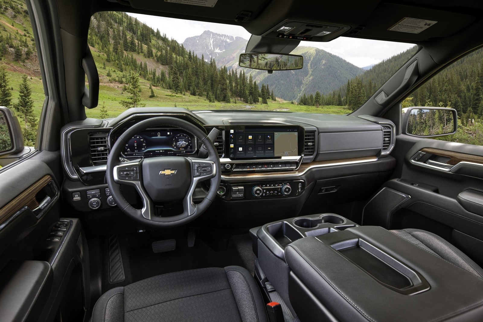 Chevrolet Silverado Model Year 2022: immagini ufficiali