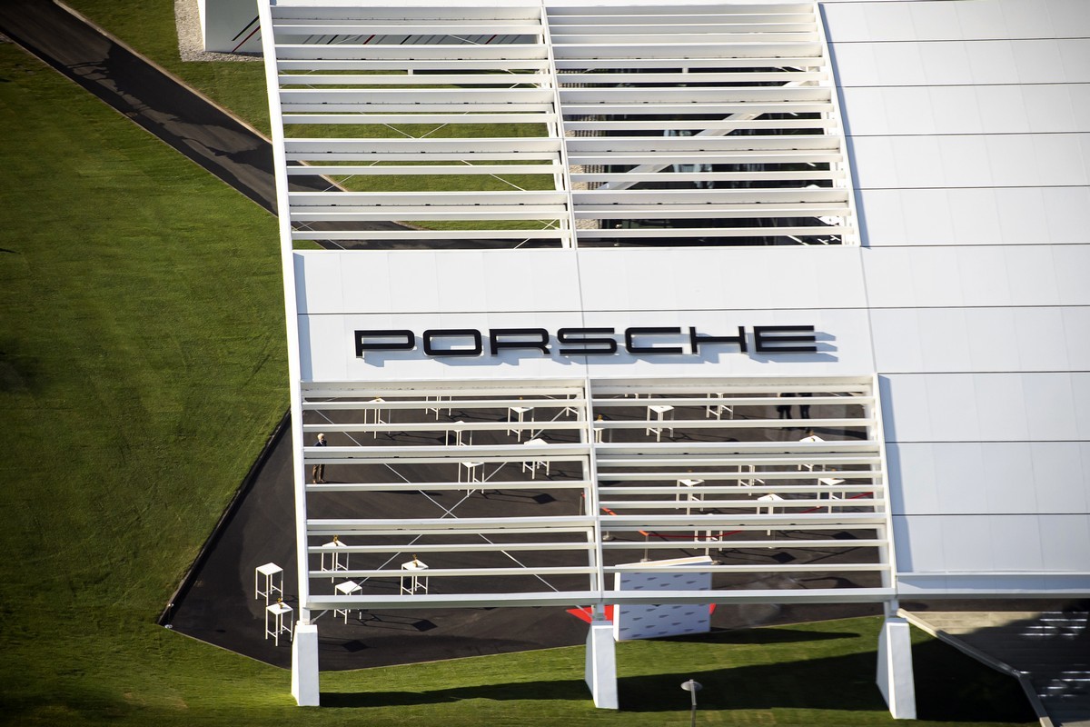 Porsche: apre l’Experience Center Franciacorta