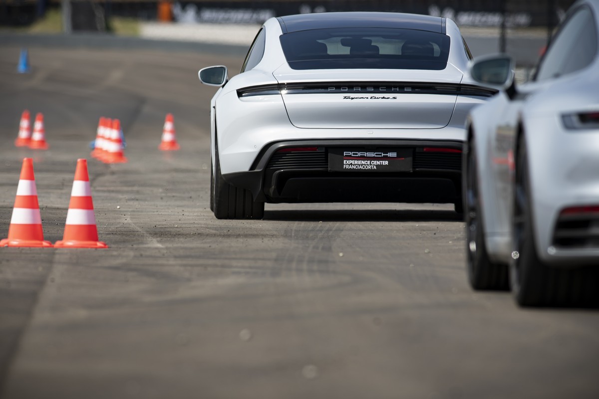 Porsche: apre l’Experience Center Franciacorta