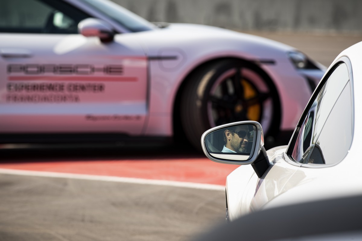 Porsche: apre l’Experience Center Franciacorta