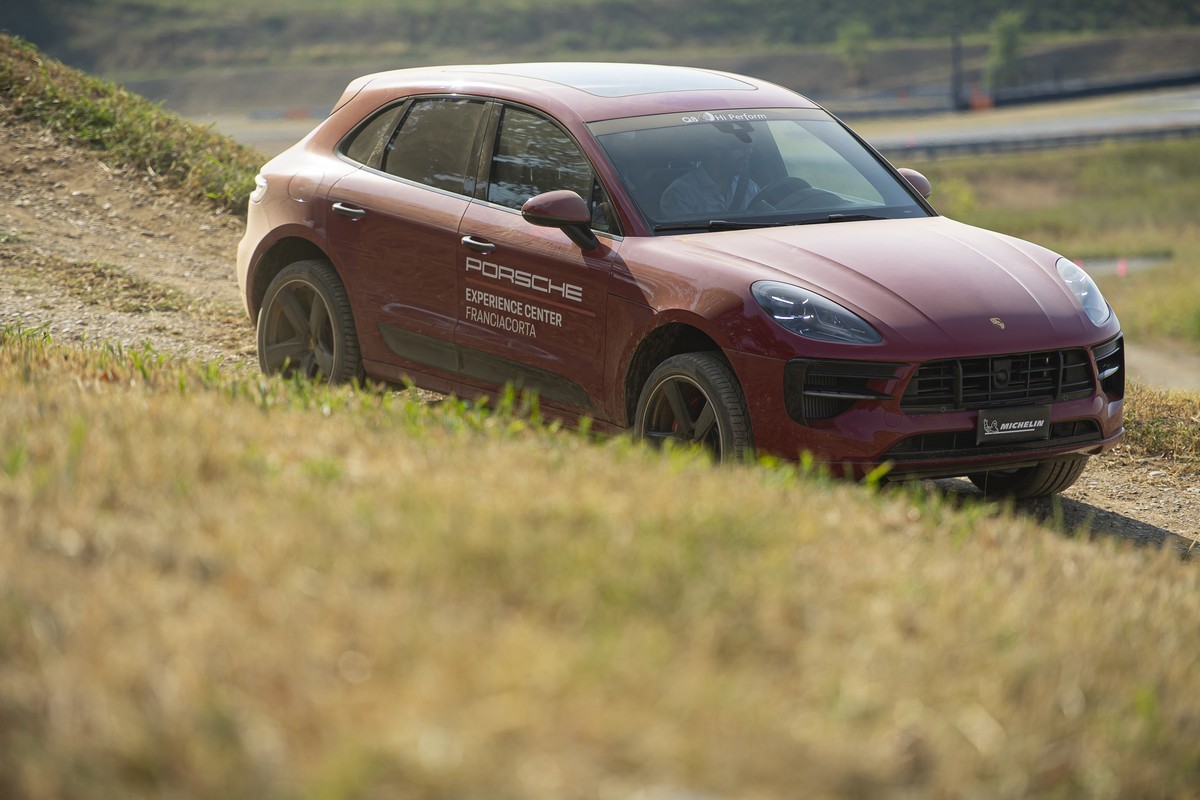 Porsche: apre l’Experience Center Franciacorta