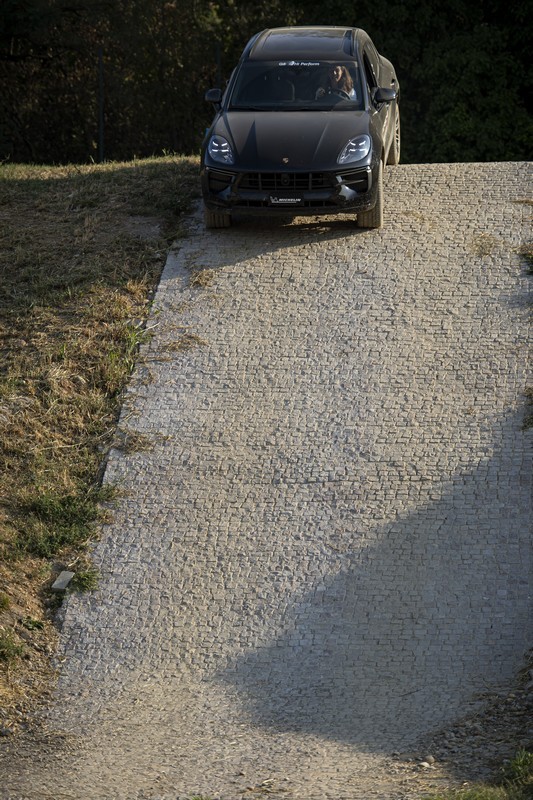 Porsche: apre l’Experience Center Franciacorta