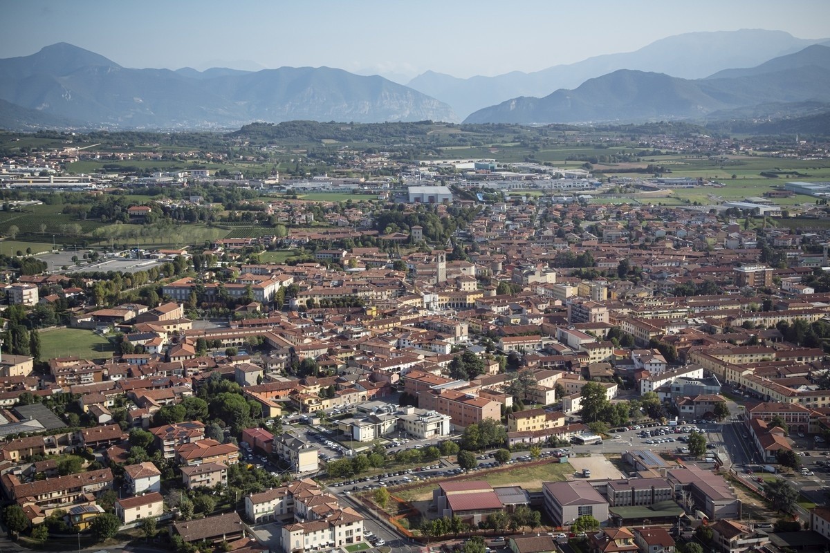 Porsche: apre l’Experience Center Franciacorta