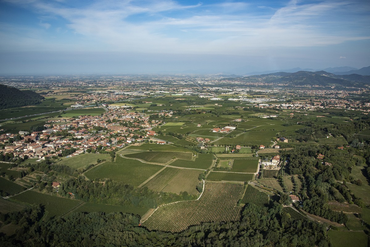 Porsche: apre l’Experience Center Franciacorta