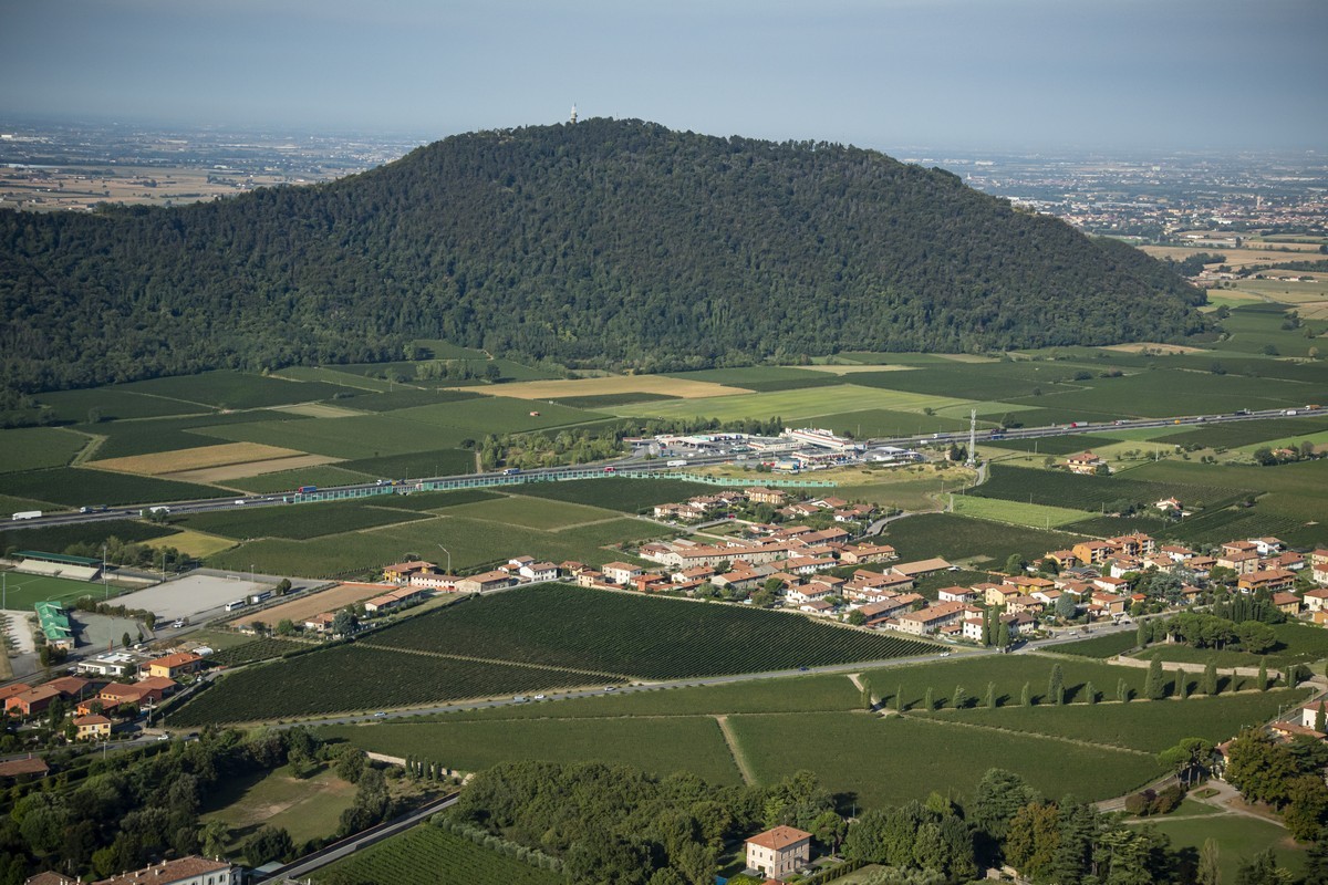 Porsche: apre l’Experience Center Franciacorta