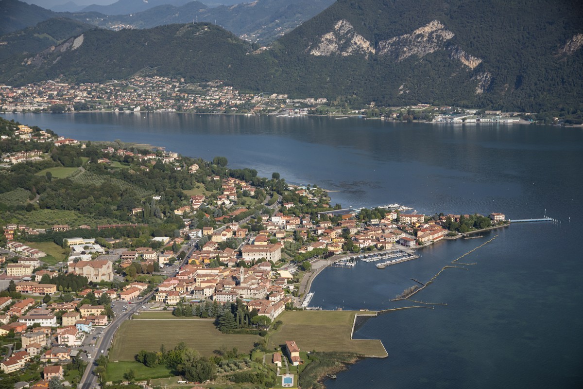 Porsche: apre l’Experience Center Franciacorta